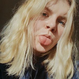 Meet your Posher, Karissa